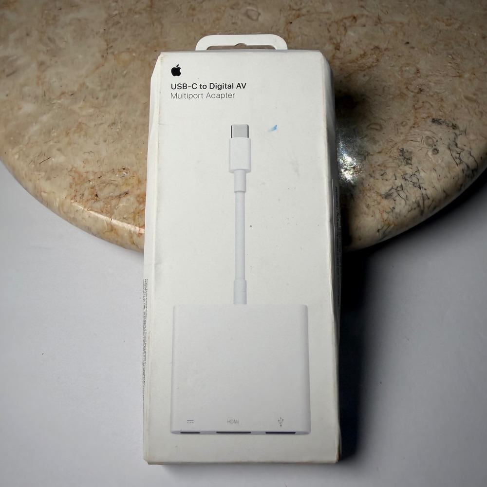 Apple USB-C Digital AV Multiport Adapter A2119 White HDMI USB Hub